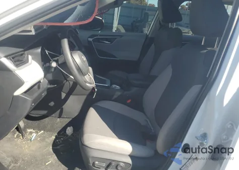 2024 Toyota Rav4 Xle из США, поврежденный, VIN 2T3RWRFVXRW208960